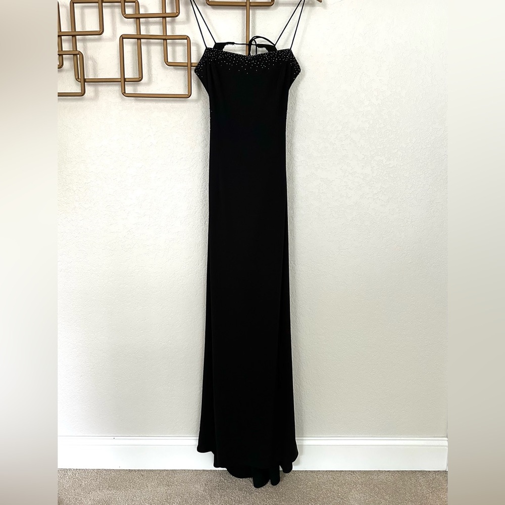 Vintage Y2K Dave and Johnny black gown with beading. Vintage size 7/8 (6)